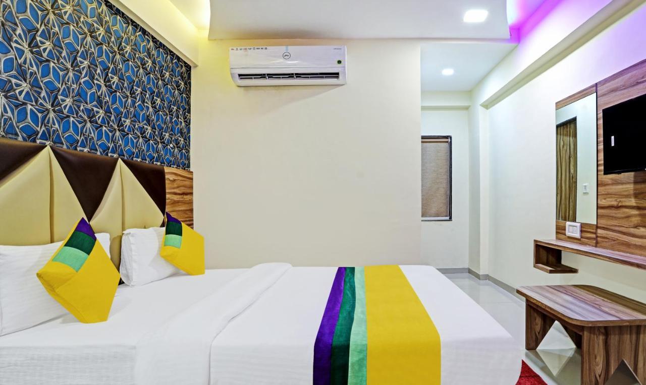 Itsy Hotels Rk Palace Вадодара Экстерьер фото